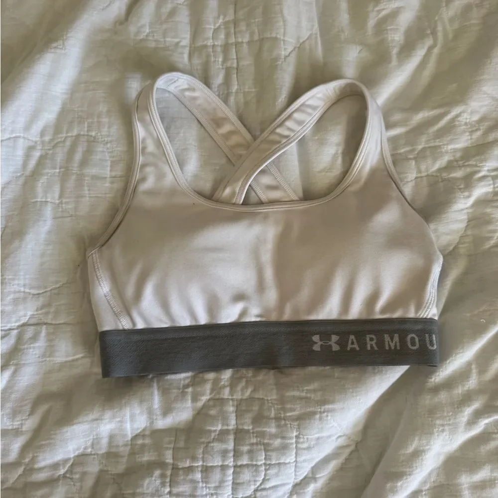 Under Armour White and Grey Sports Bra Size Small - Picture 1 of 9